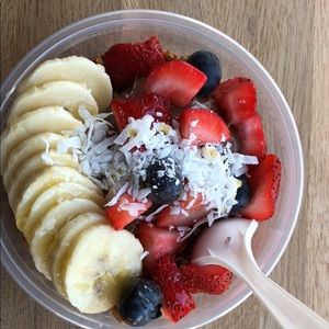 Meet your Posher, Lia